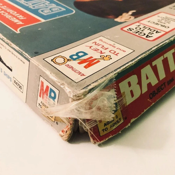 Vintage 1971  Battleship Board Game Milton Bradley Damaged Box - Picture 4 of 16